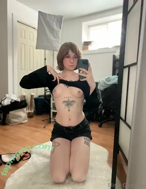 elise_goddess / elise.goddess.life nude photo #0131