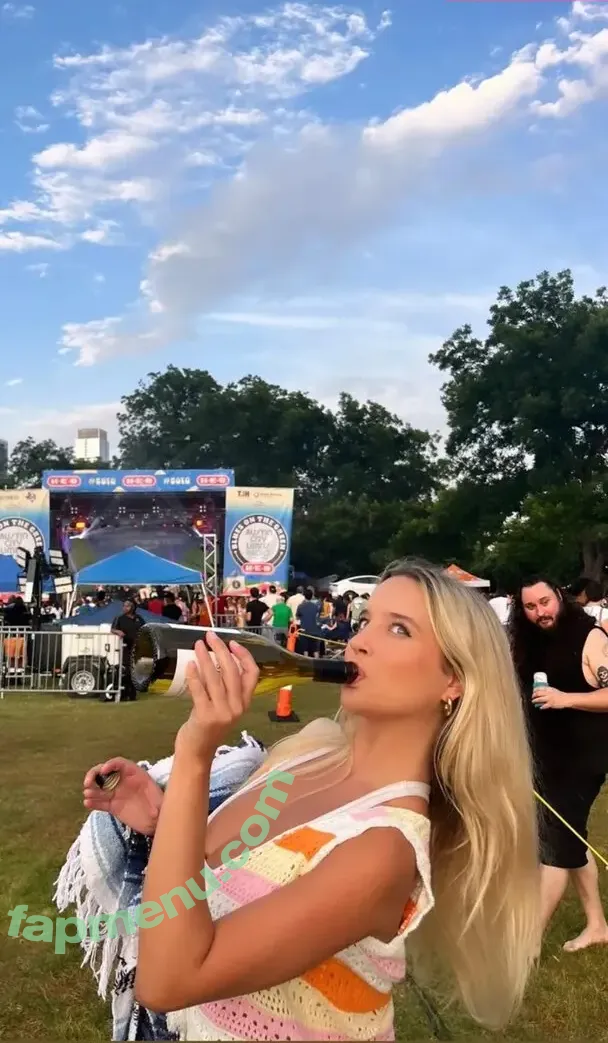 Elise Mertens nude photo #0028 (elise_mertens / elisemosca)