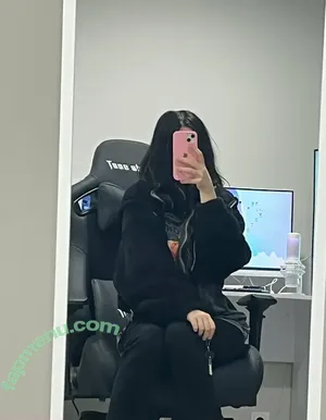 eliseloops / elisalopezphotos nude photo #0002