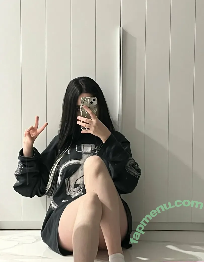 eliseloops nude photo #0005 (elisalopezphotos)