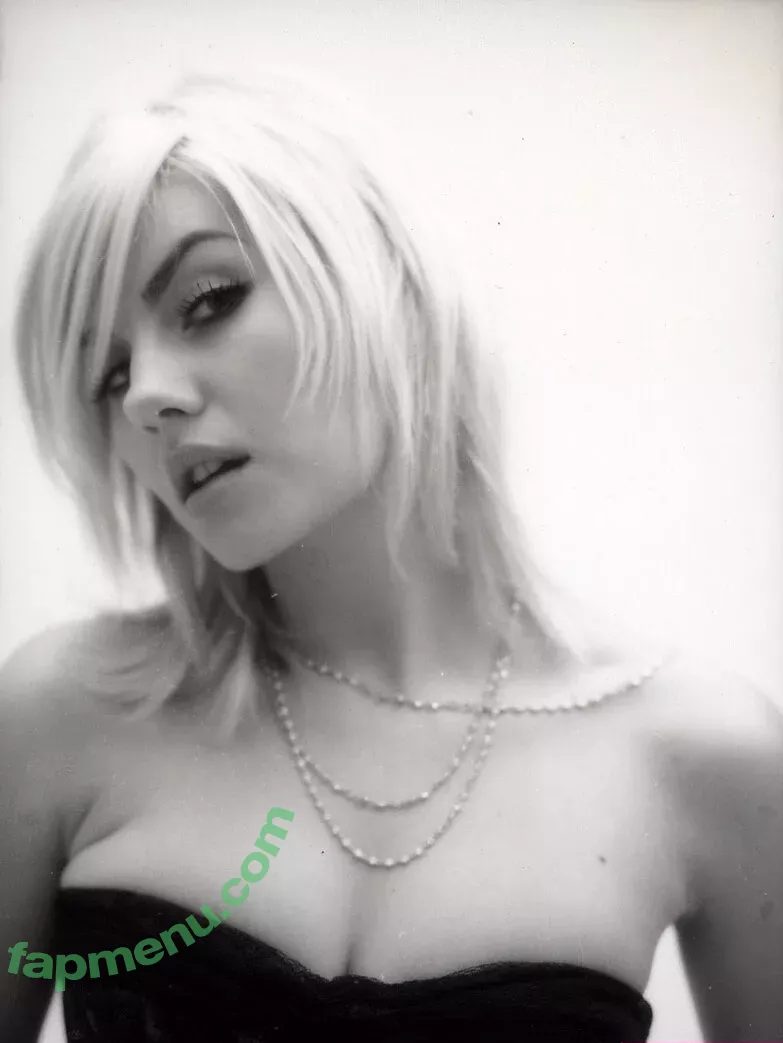 Elisha Cuthbert OnlyFans Leak: Nude photo #