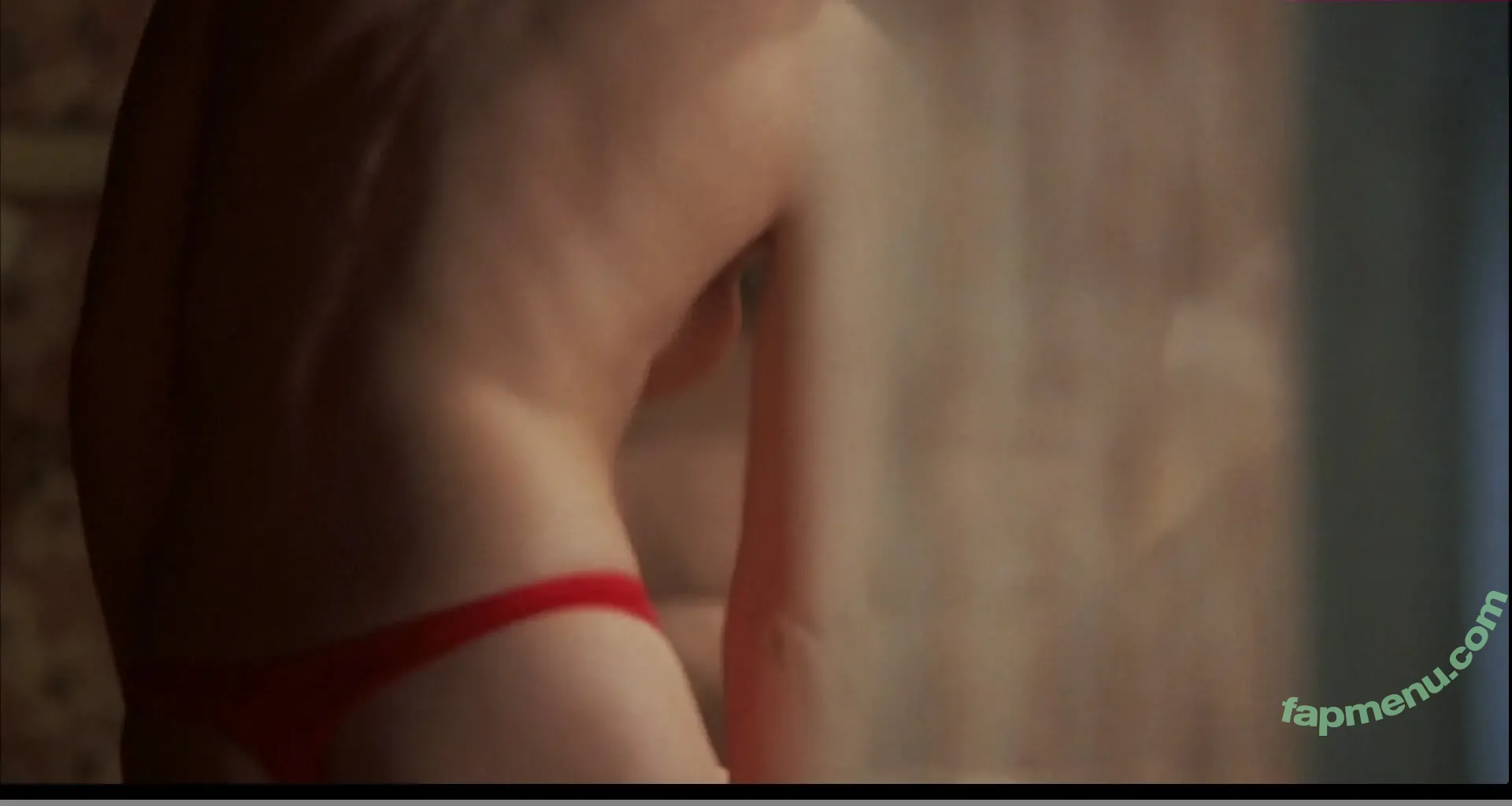 Elisha Cuthbert nude photo #0350 (Girl Next Door / elishaphaneuf)