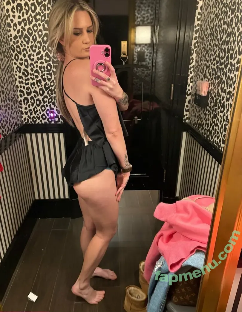 Elisha Helton nude photo #0045 (elishamhelton)