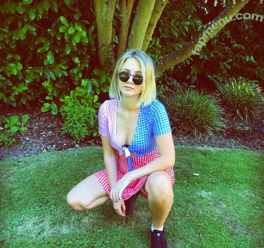 Eliza Bennett nude photo #0017 (elizahbennett)
