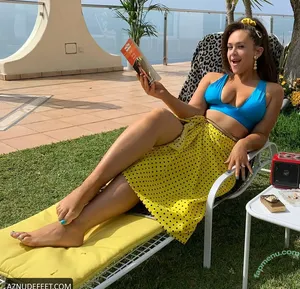 Eliza Butterworth / elizabutterworth nude photo #0014