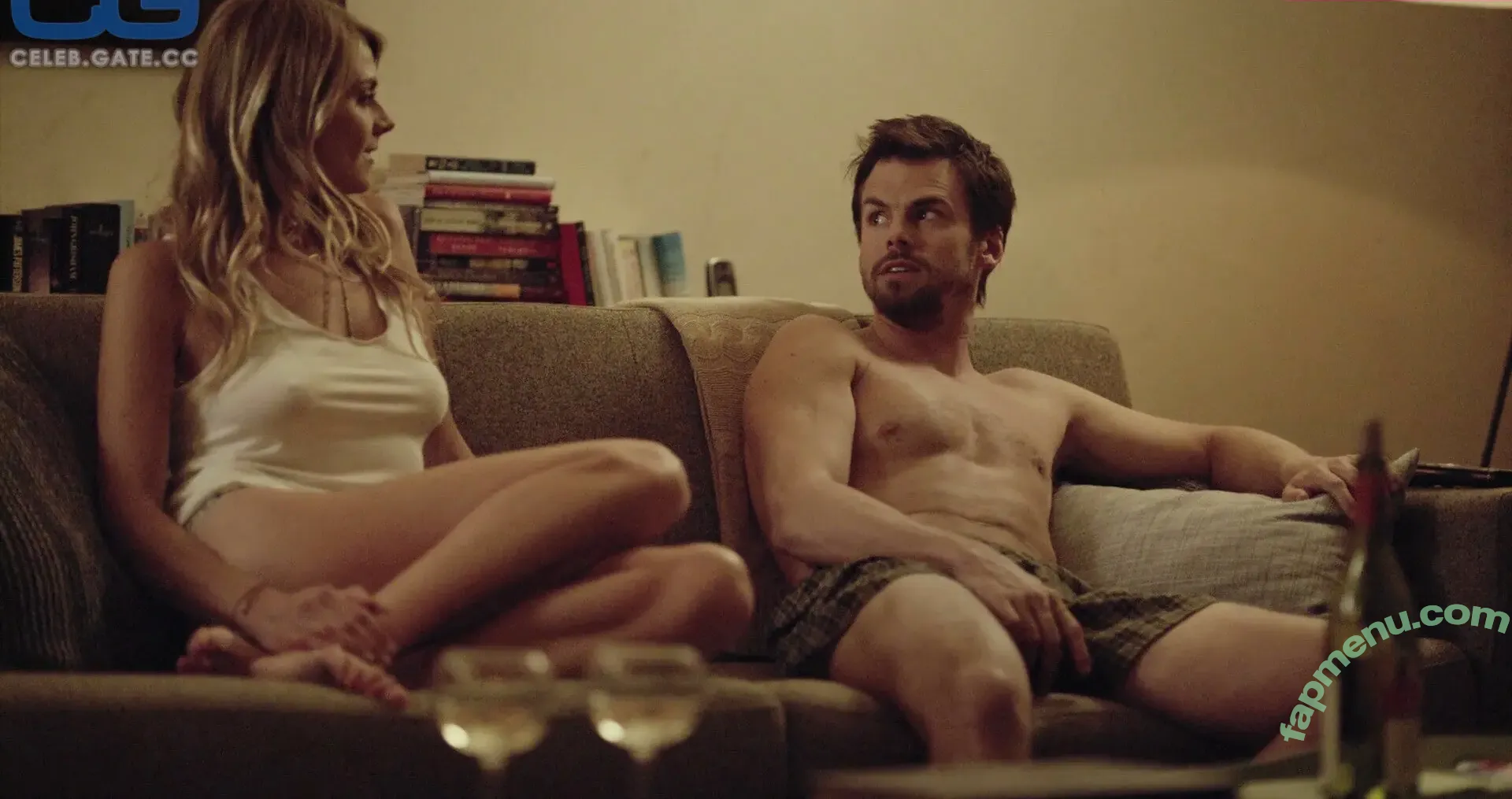 Eliza Coupe nude photo #0103 (elizacoupe)