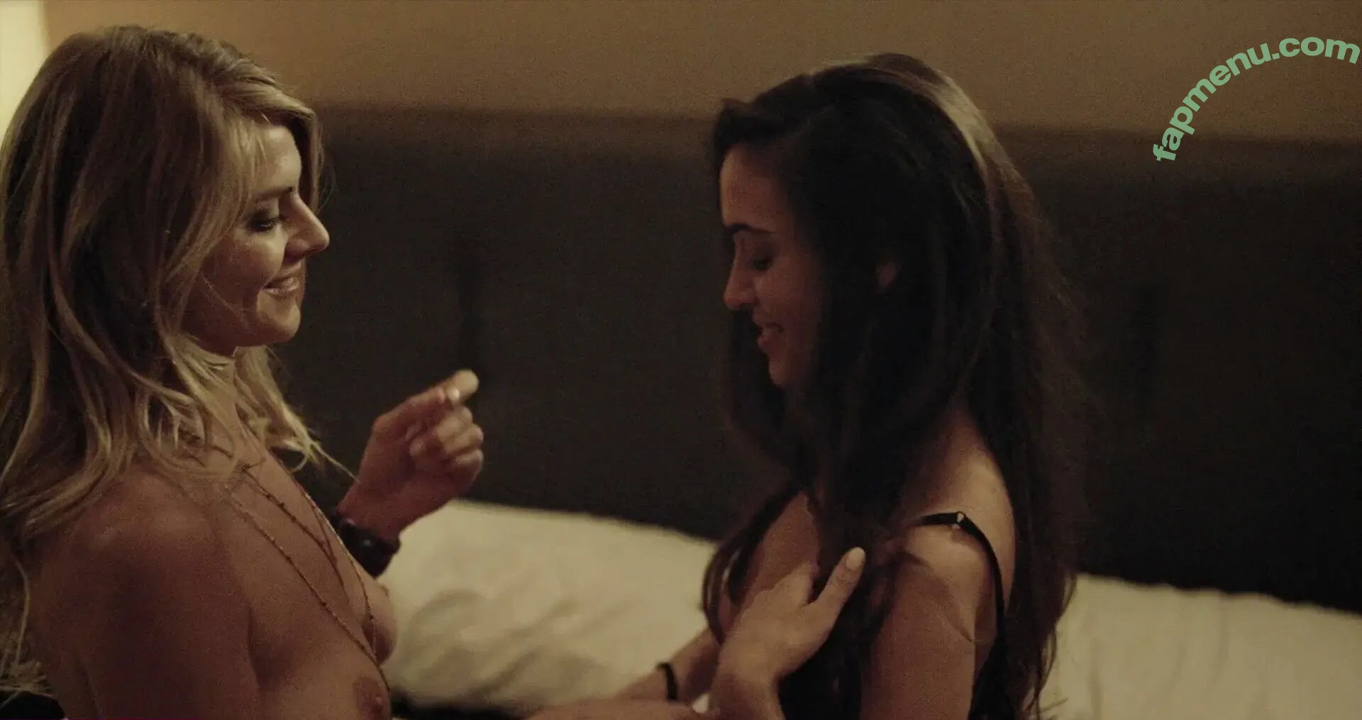 Eliza Coupe nude photo #0122 (elizacoupe)