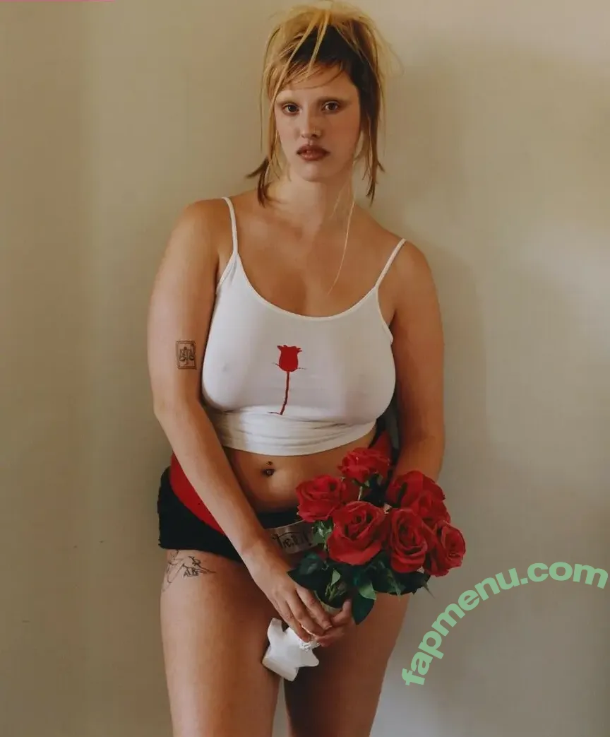 Eliza Goldsmith nude photo #0238 (eliza_goldsmith)