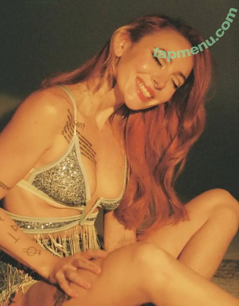 Eliza Grace nude photo #0205 (ElIZAGRACEMUSIC / elizaxograce)