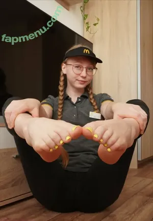eliza.nicy / eliza_nicy / elizafeet.offic nude photo #0248