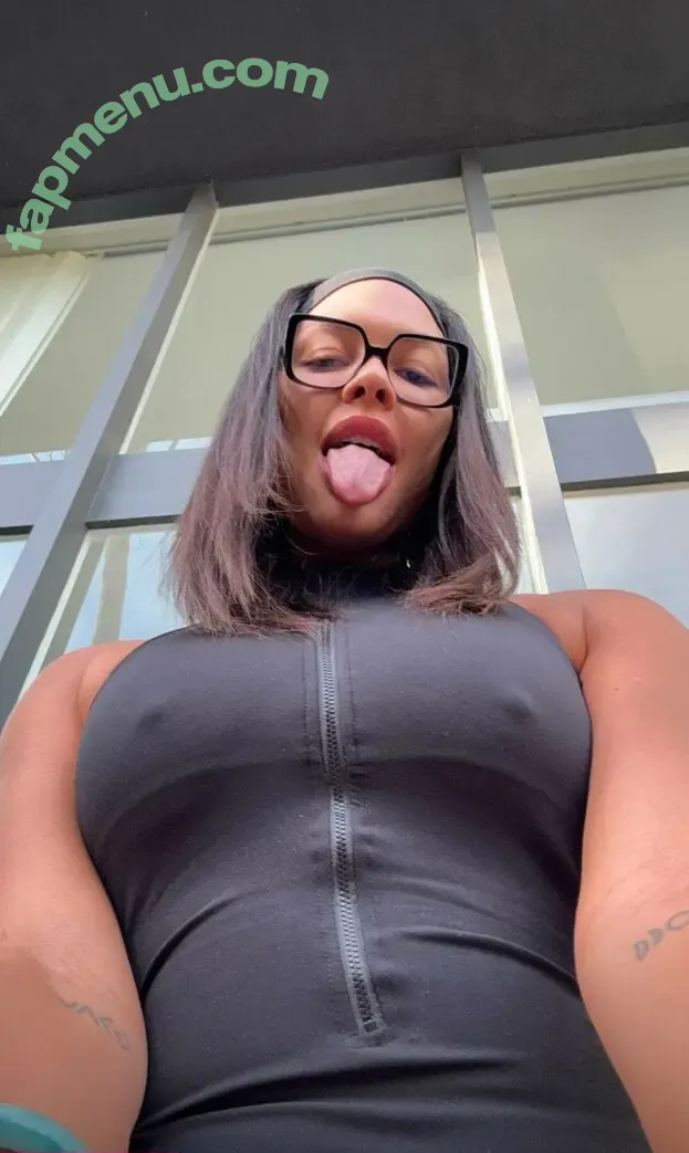 Elizabeth Cambage nude photo #0036 (ecambage)