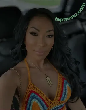 Elizabeth Carson / elisabethicarson nude photo #0017