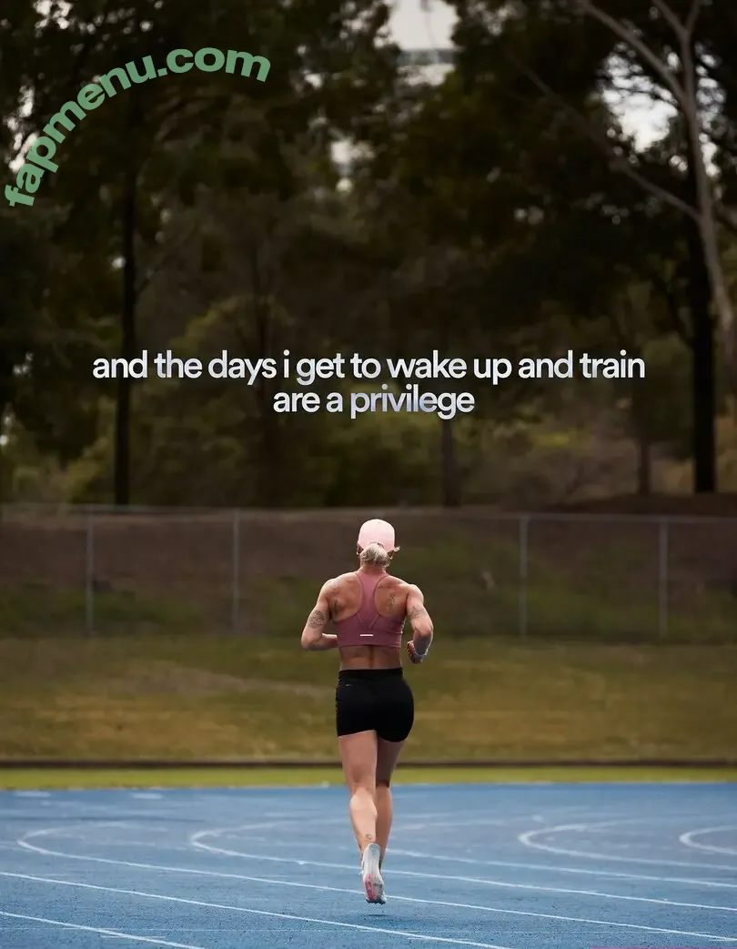 Elizabeth Clay nude photo #0079 (Liz Clay / lizclay_)