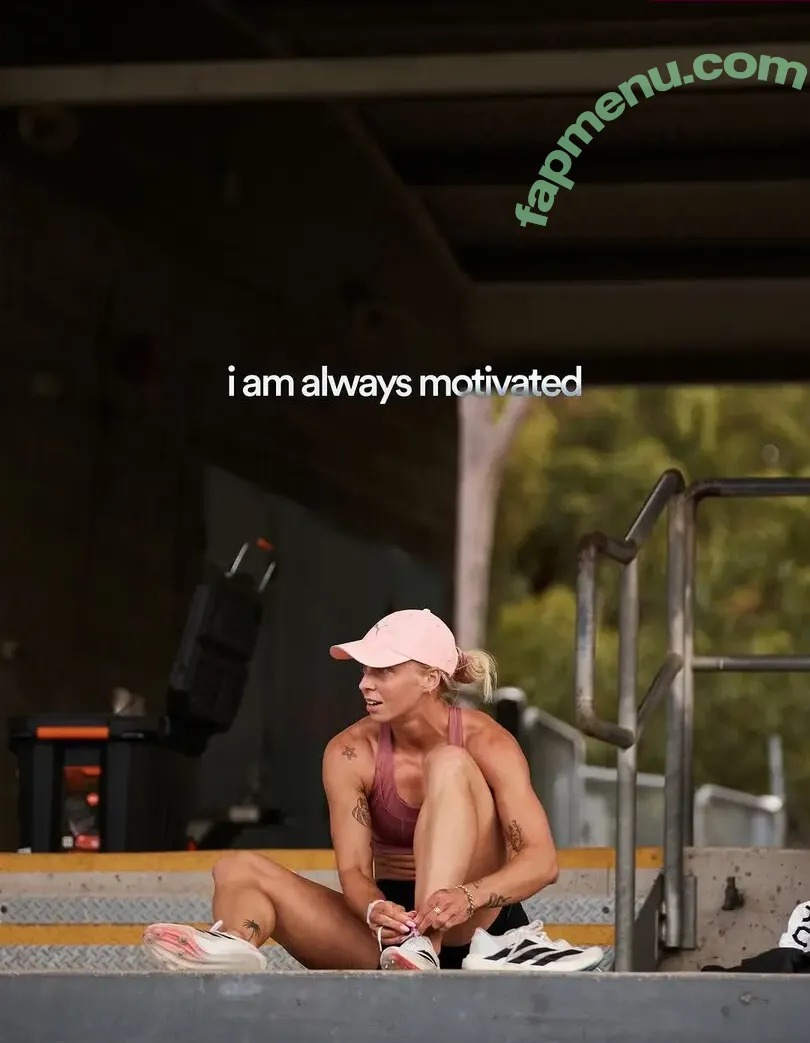 Elizabeth Clay nude photo #0081 (Liz Clay / lizclay_)