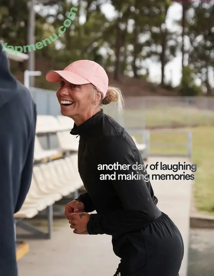 Elizabeth Clay nude photo #0088 (Liz Clay / lizclay_)