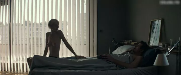 Elizabeth Debicki / elizabethdebickinators nude photo #0203