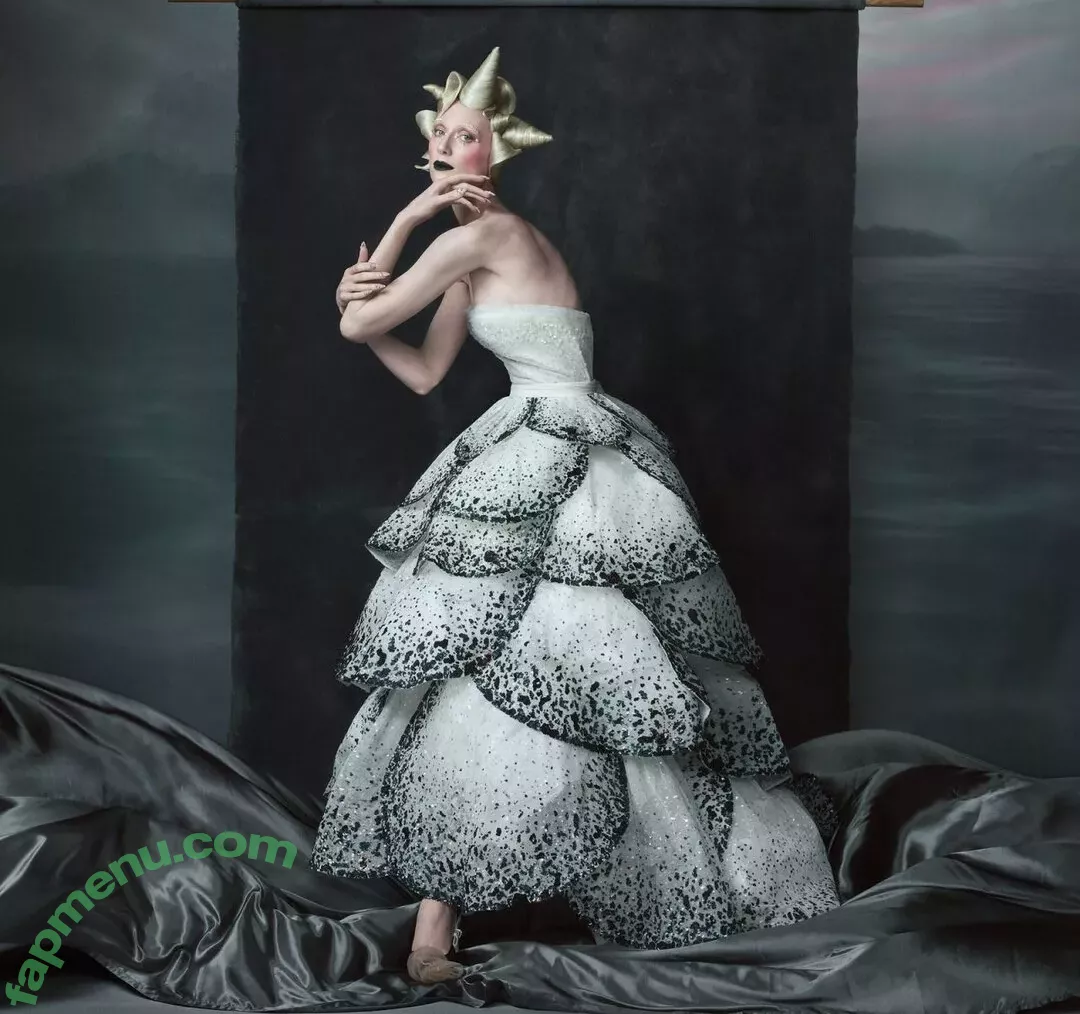 Elizabeth Debicki nude photo #0230 (elizabethdebickinators)