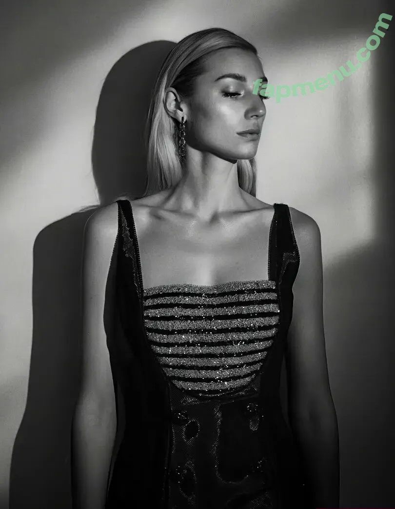 Elizabeth Debicki nude photo #0371 (elizabethdebickinators)