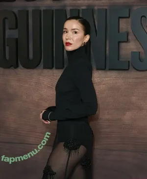 Elizabeth Dulau / elizabethdulau nude photo #0048