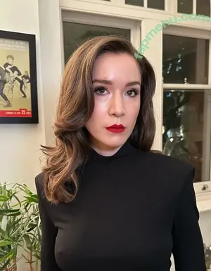 Elizabeth Dulau / elizabethdulau nude photo #0059