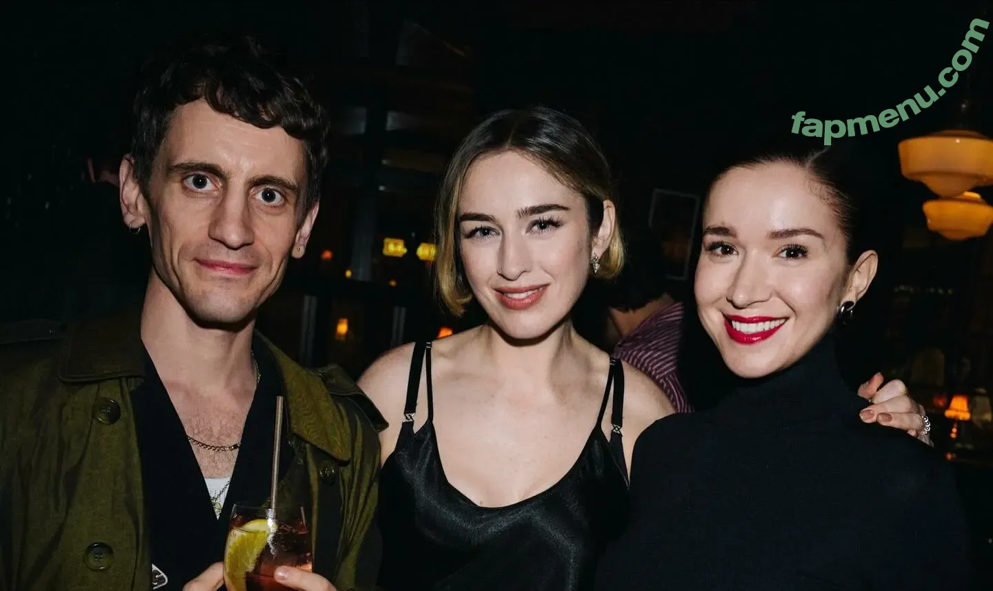 Elizabeth Dulau nude photo #0036 (elizabethdulau)