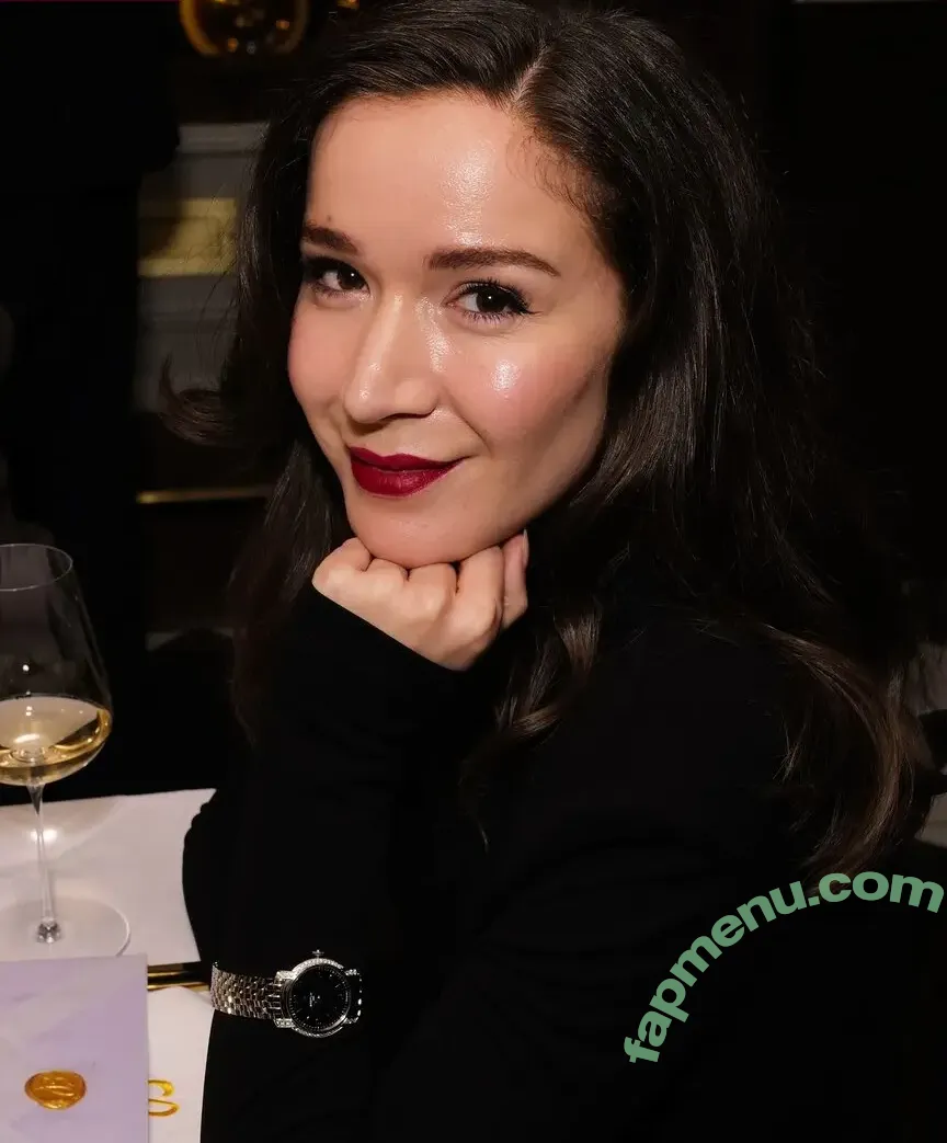 Elizabeth Dulau nude photo #0060 (elizabethdulau)