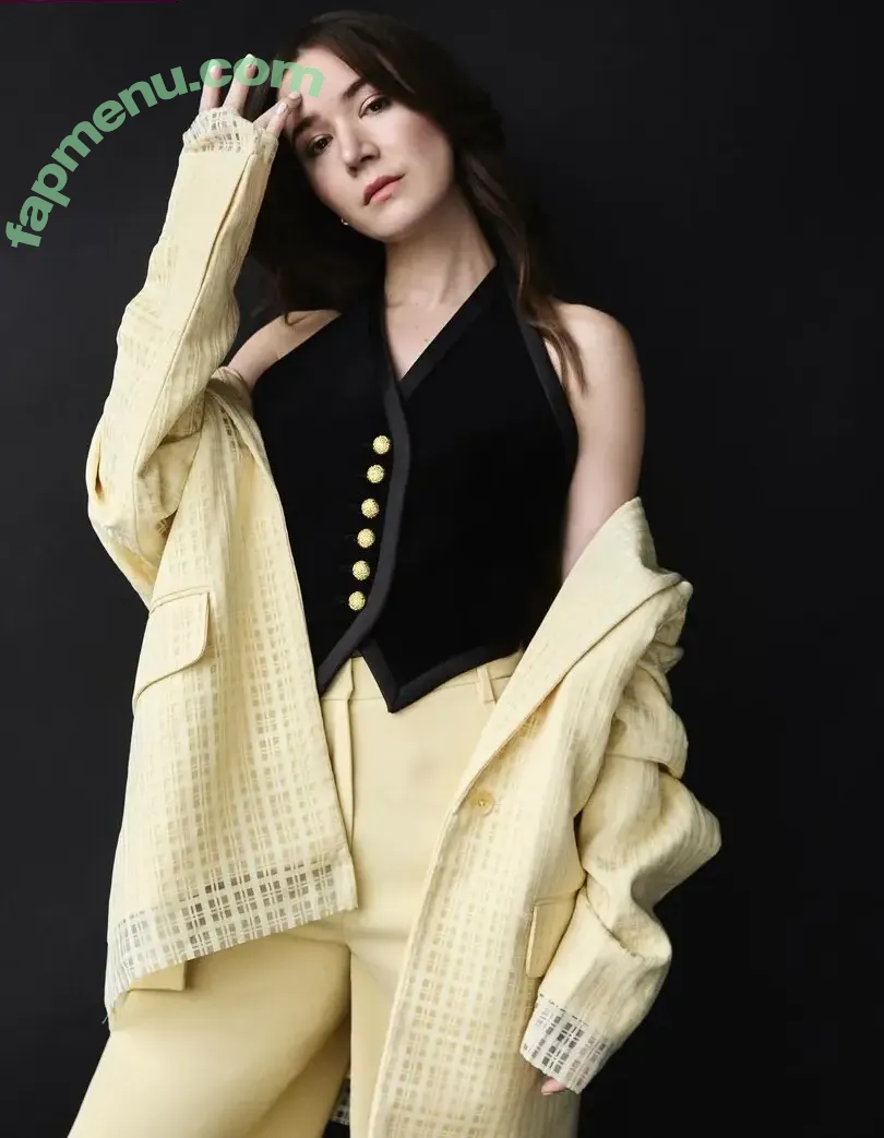 Elizabeth Dulau nude photo #0070 (elizabethdulau)