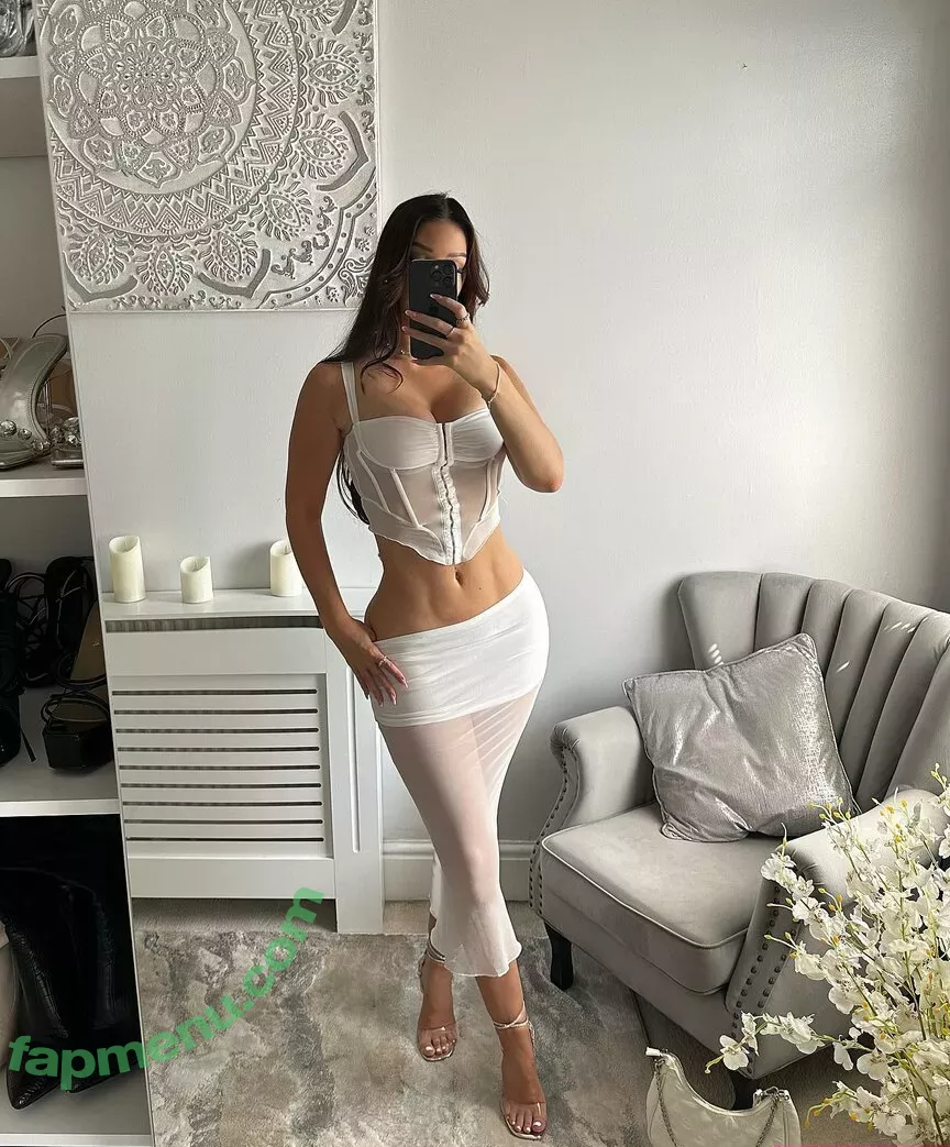 Elizabeth Georgina OnlyFans Leak: Nude photo #