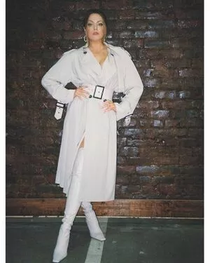 Elizabeth Gillies / ElizabethGilliesOfficial / LizGillies / lizgillz nude photo #0058