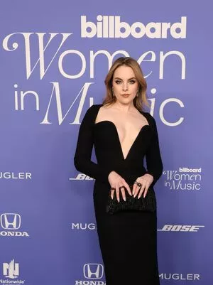 Elizabeth Gillies / ElizabethGilliesOfficial / LizGillies / lizgillz nude photo #0120