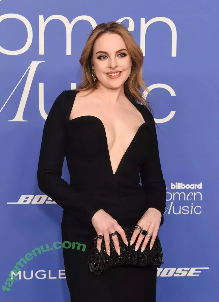 Elizabeth Gillies nude photo #0124 (ElizabethGilliesOfficial / LizGillies / lizgillz)