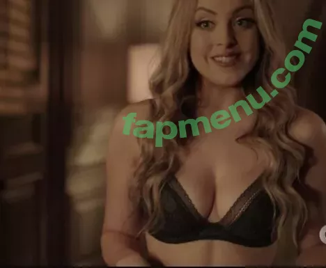Elizabeth Gillies nude photo #0207 (ElizabethGilliesOfficial / LizGillies / lizgillz)