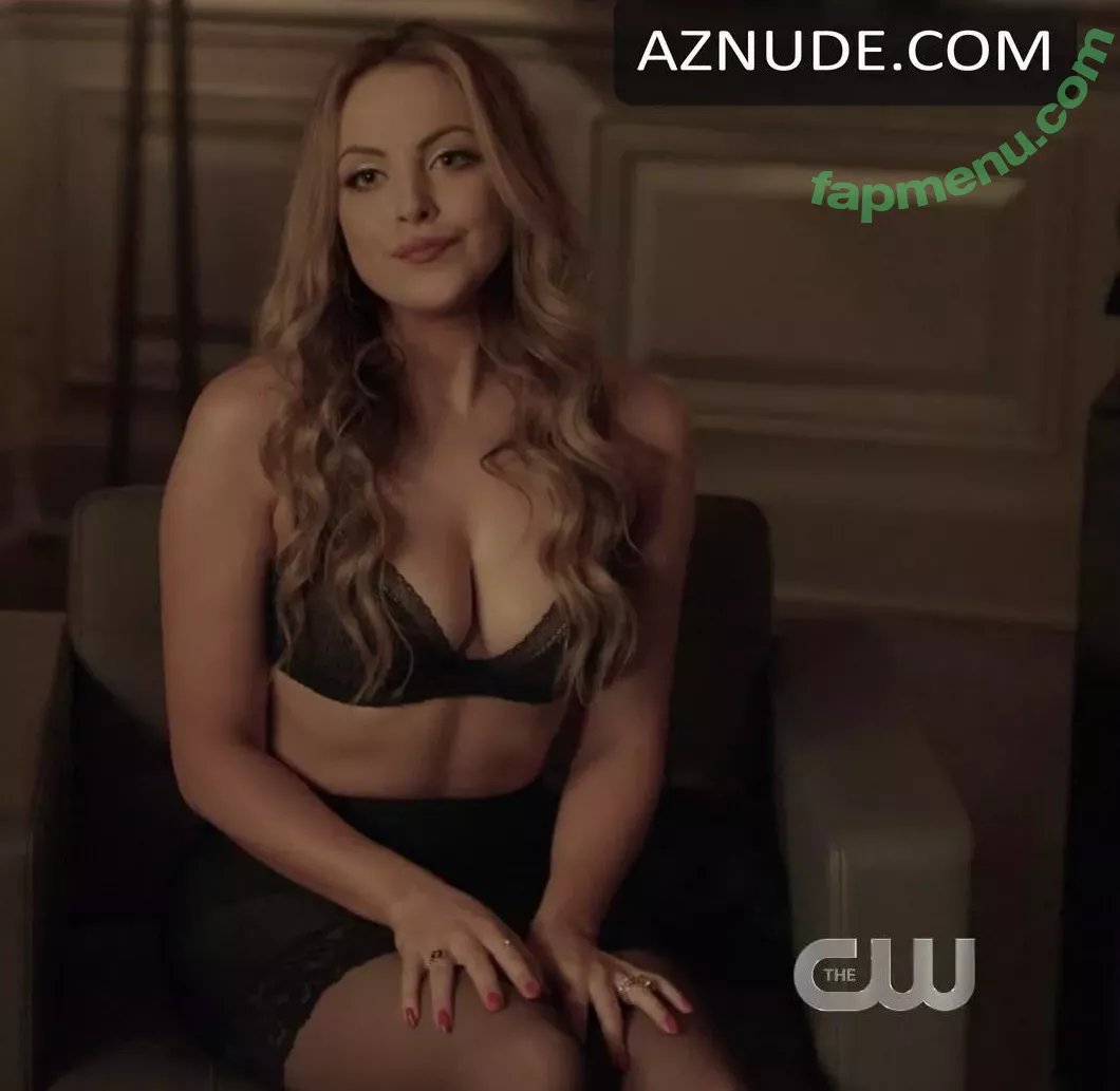 Elizabeth Gillies nude photo #0210 (ElizabethGilliesOfficial / LizGillies / lizgillz)