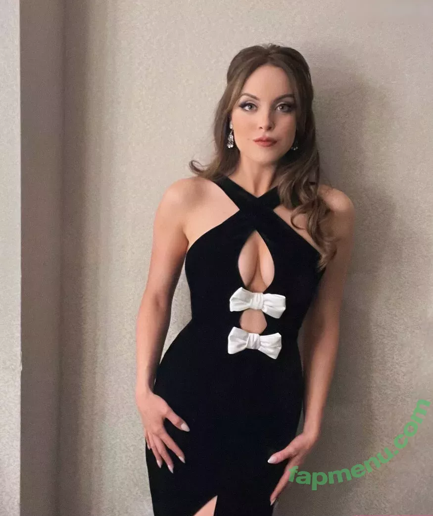 Elizabeth Gillies nude photo #0248 (ElizabethGilliesOfficial / LizGillies / lizgillz)