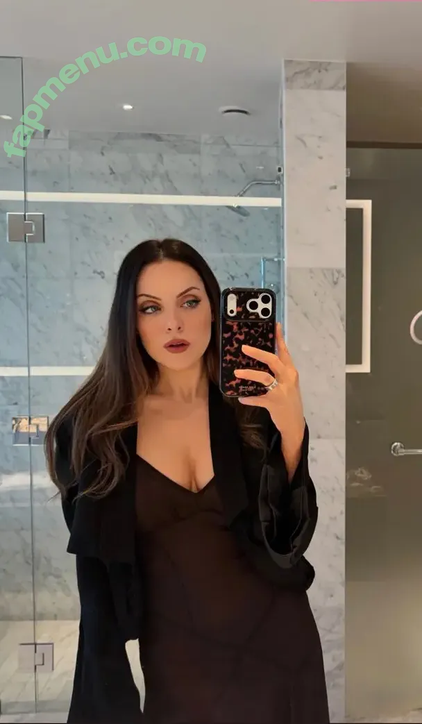 Elizabeth Gillies nude photo #0647 (lizgillz)