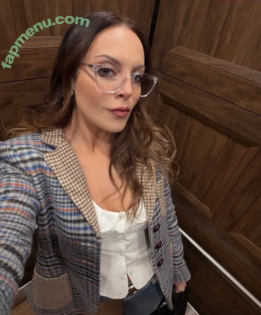 Elizabeth Gillies nude photo #0690 (lizgillz)