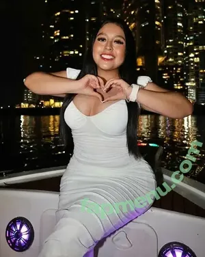 Elizabeth González / Elizabeth Gonzalez / Elizabeth27gt / elizabethgonzalezgt27 nude photo #0004