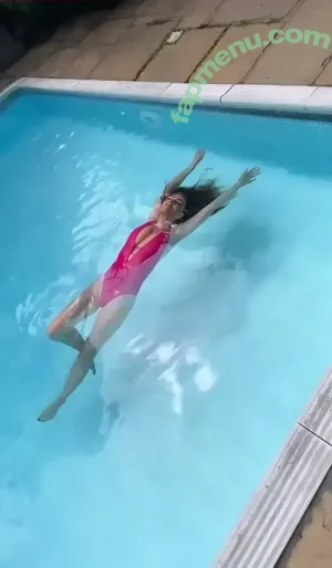 Elizabeth Hurley / elizabethhurley1 nude photo #0714