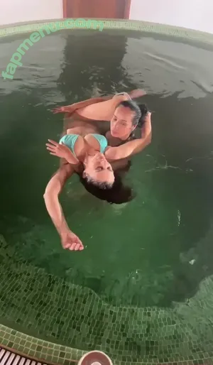 Elizabeth Hurley / elizabethhurley1 nude photo #0795