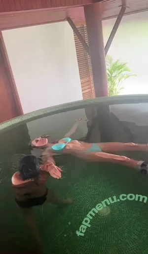 Elizabeth Hurley / elizabethhurley1 nude photo #0800