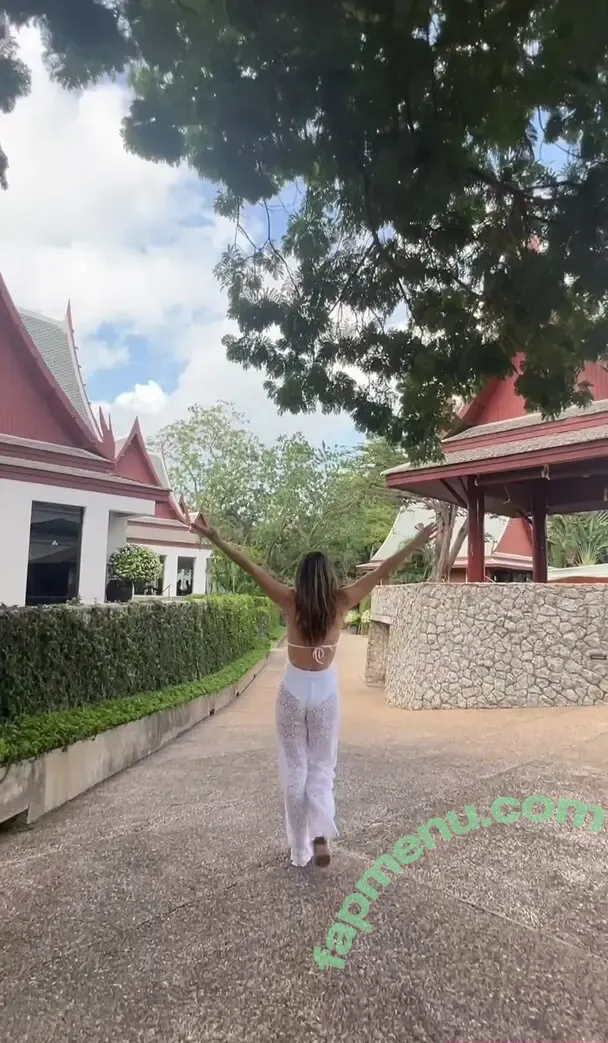 Elizabeth Hurley nude photo #0787 (elizabethhurley1)