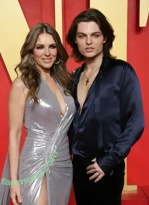 Elizabeth Hurley / elizabethhurley1 nude photo #1003