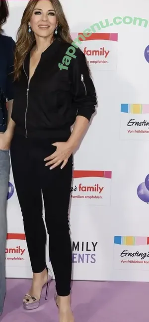 Elizabeth Hurley / elizabethhurley1 nude photo #1075