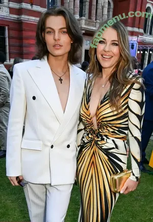 Elizabeth Hurley / elizabethhurley1 nude photo #1079