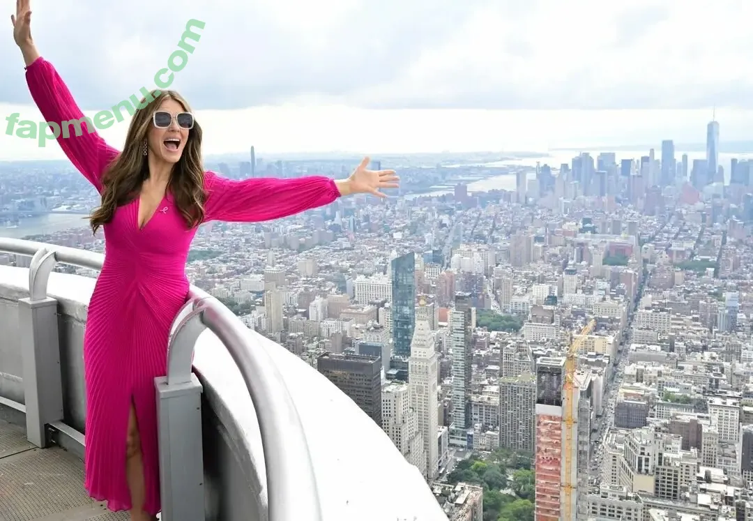 Elizabeth Hurley nude photo #1160 (elizabethhurley1)