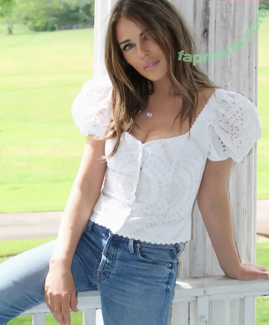 Elizabeth Hurley nude photo #1568 (elizabethhurley1)