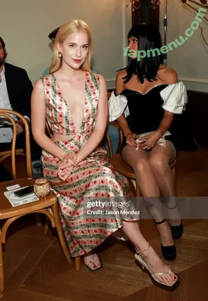 Elizabeth Lail / elizabethdlail / elizabethlail nude photo #0080