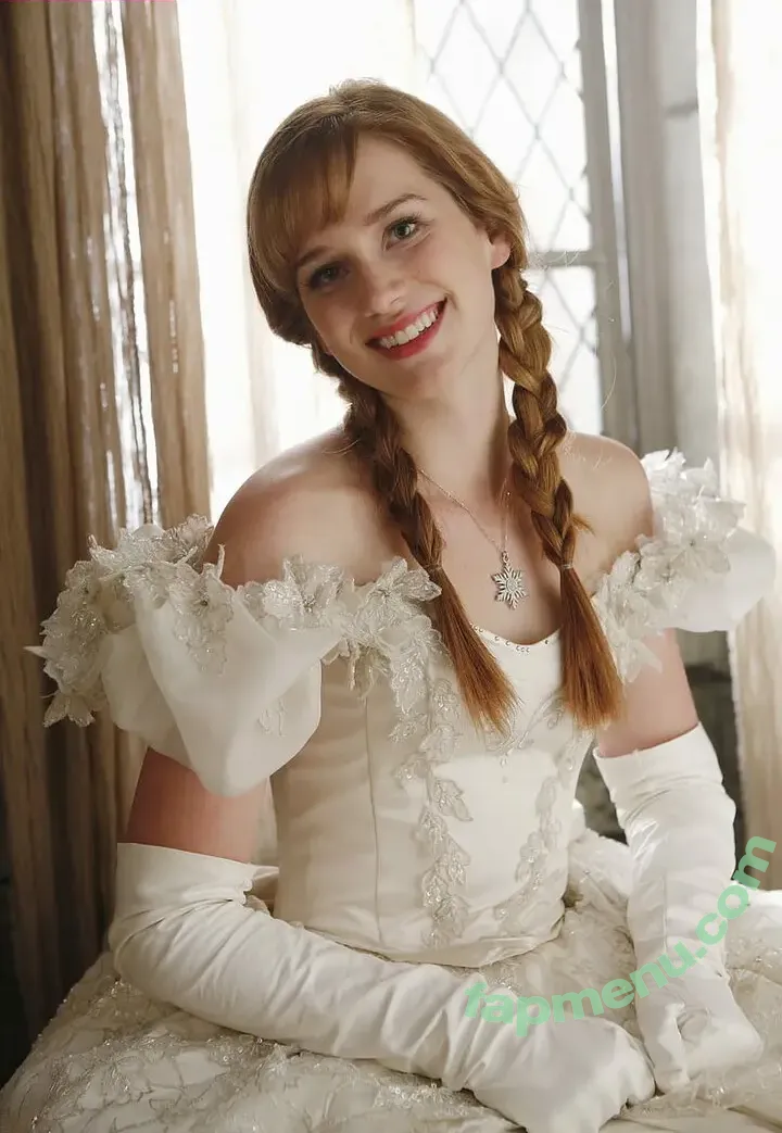 Elizabeth Lail nude photo #0029 (elizabethlail)
