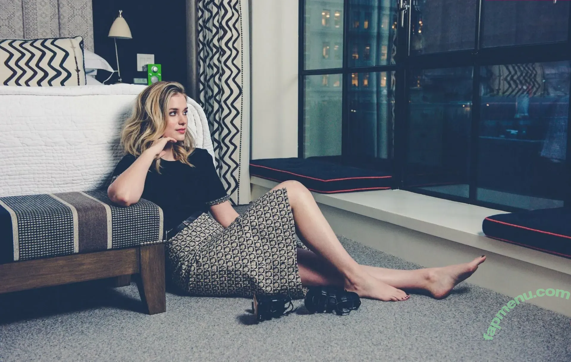 Elizabeth Lail nude photo #0074 (elizabethdlail / elizabethlail)