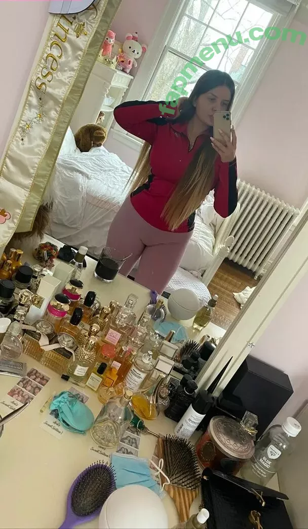 Elizabeth M nude photo #0437 (elizabethkm / elizabethnyk)